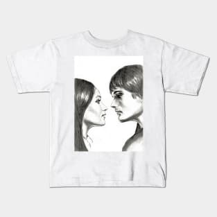 Romeo and Juliet Kids T-Shirt